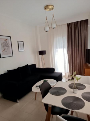 3 min from central station No2 private free parking